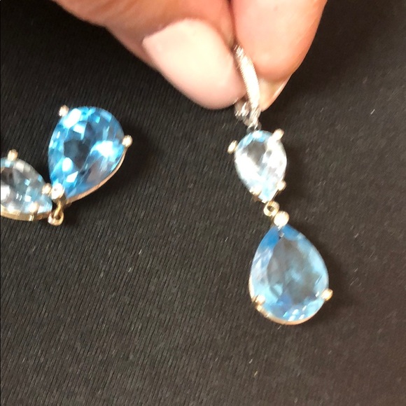 14k gold earrings - Picture 4 of 4